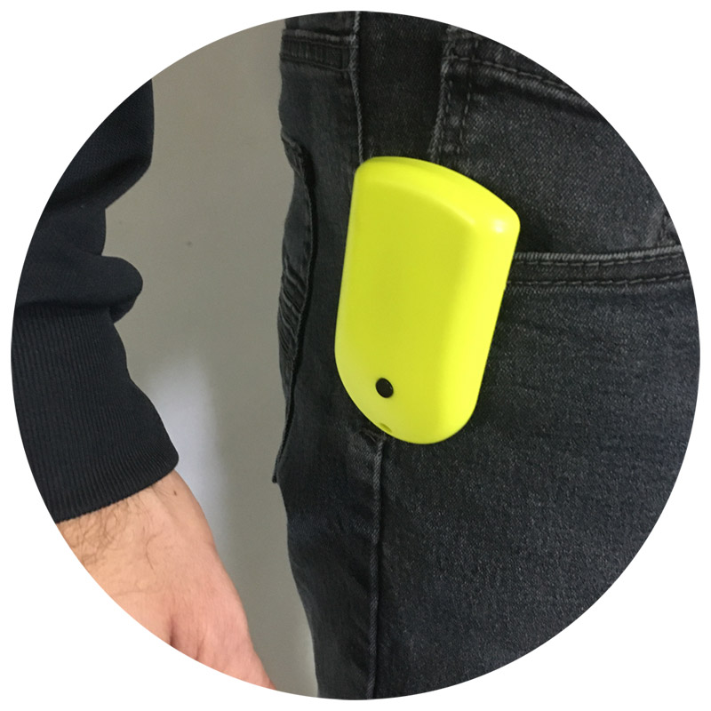 Transpondeur-jaune-porté-Humain